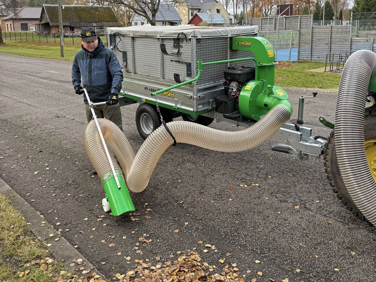 FT-1600 Remorque à feuilles