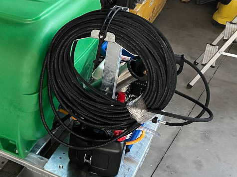 30m high pressure hose on automatic hose reel - Foresteel. Compact