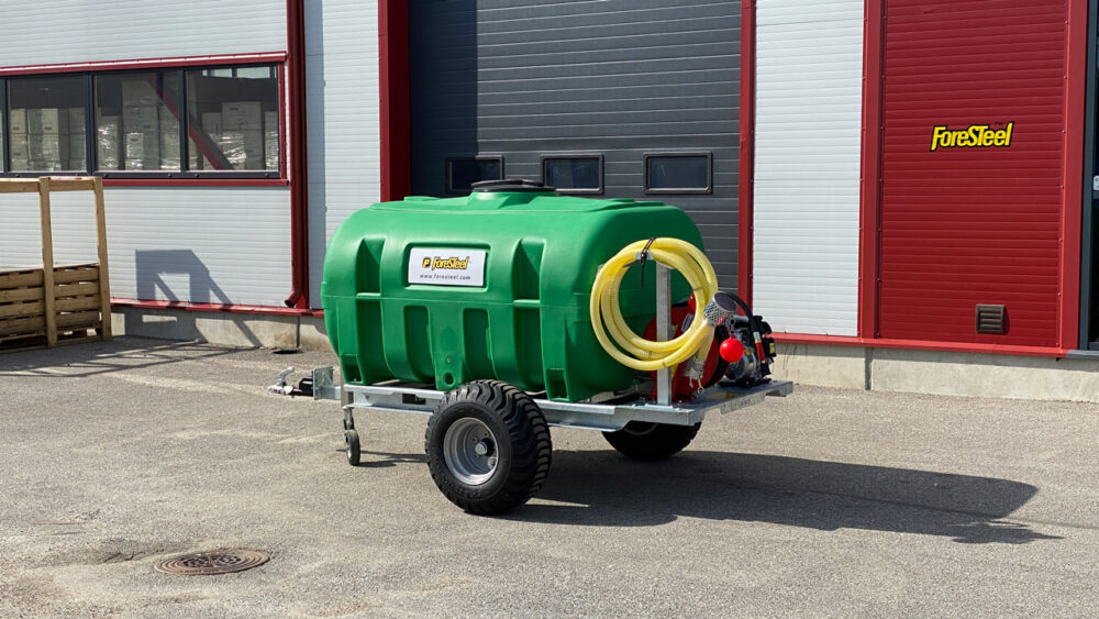 FTW2000T Trailed Water Bowser Foresteel. Compact tipping trailers