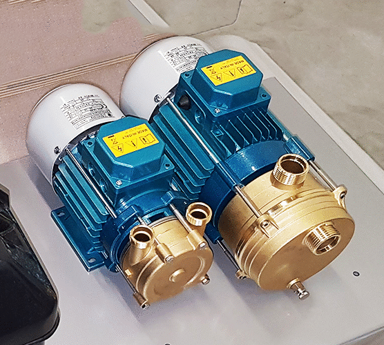 Electric pump, 12V 26.5l/min max, with battery pack