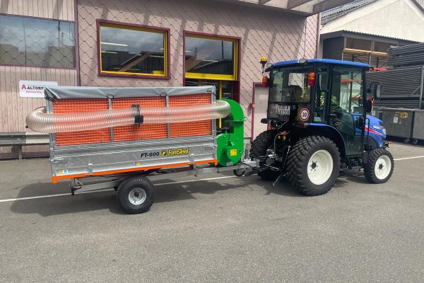 Foresteel-leaf-trailer-ft-600-Iseki-tractor-combo-01
